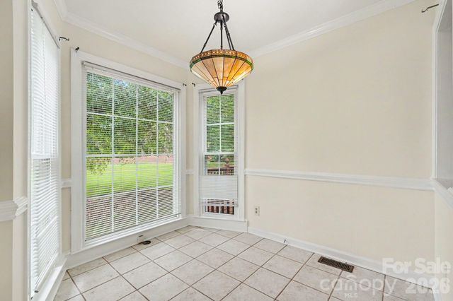 7104 Kinsmore Lane, Charlotte, NC 28269
