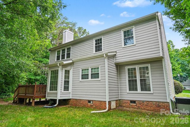 7104 Kinsmore Lane, Charlotte, NC 28269