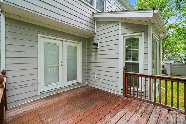 7104 Kinsmore Lane, Charlotte, NC 28269