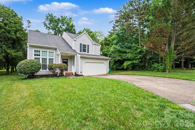 7104 Kinsmore Lane, Charlotte, NC 28269