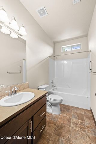 1171 W Grove Way, Coeur D'alene, ID 83815
