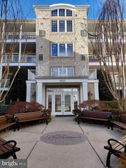 8820 SHINING OCEANS WAY #305, Columbia, MD 21045