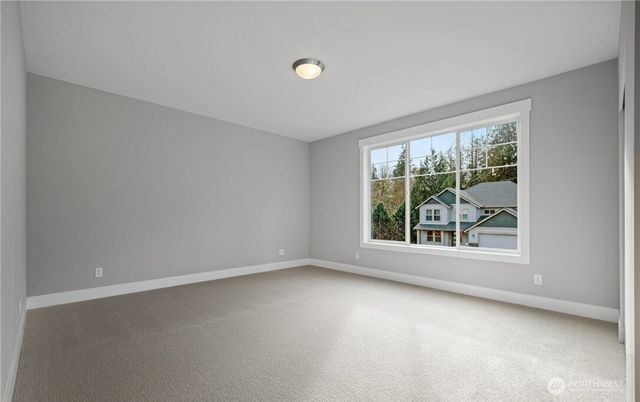 8831 27th St W, Edgewood, WA 98371