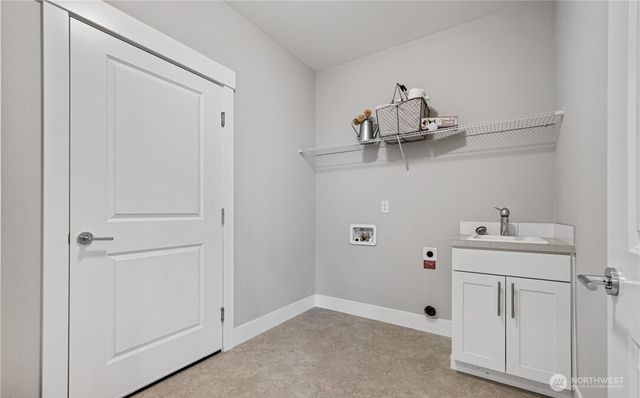 8831 27th St W, Edgewood, WA 98371