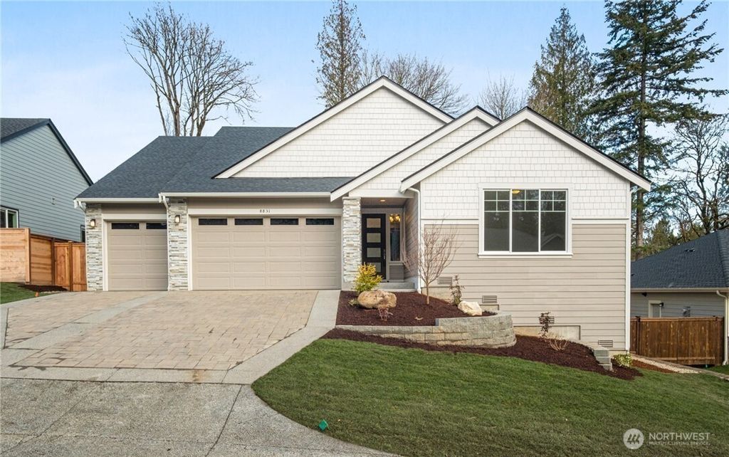 8831 27th St W, Edgewood, WA 98371