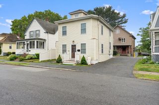 38-1/2 Ellsworth Rd, Peabody, MA 01960