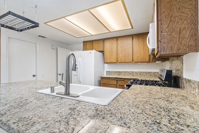 26112 Crestone Drive, Menifee, CA 92586