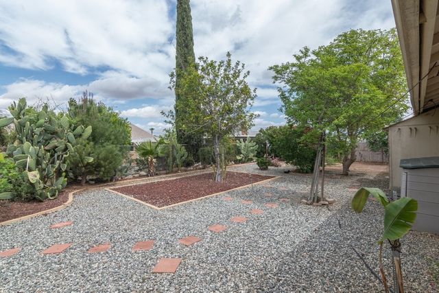 26112 Crestone Drive, Menifee, CA 92586