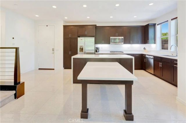 39 Fuchsia, Lake Forest, CA 92630