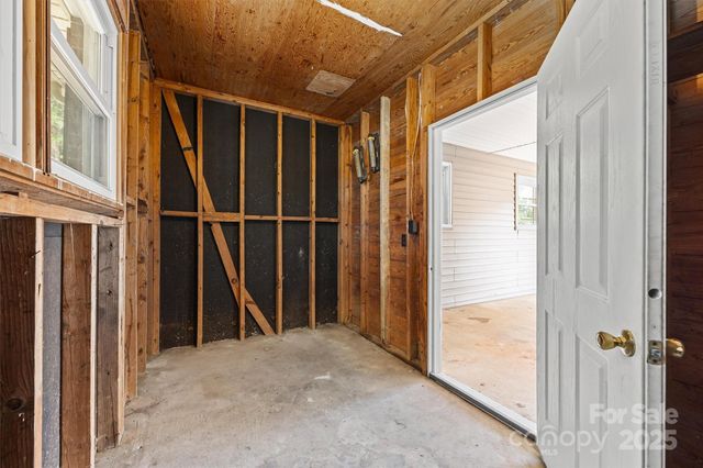 1631 Oakdale Drive, Lancaster, SC 29720