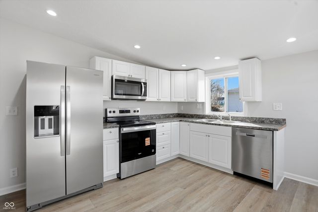 535 Central Avenue, Lapel, IN 46051