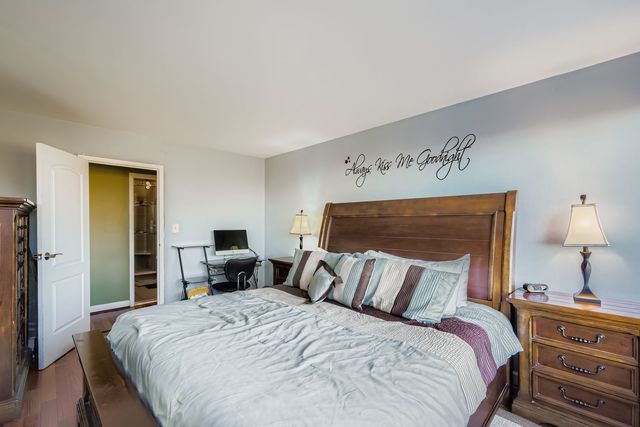 3930 N Pine Grove Avenue 805, Chicago, IL 60613