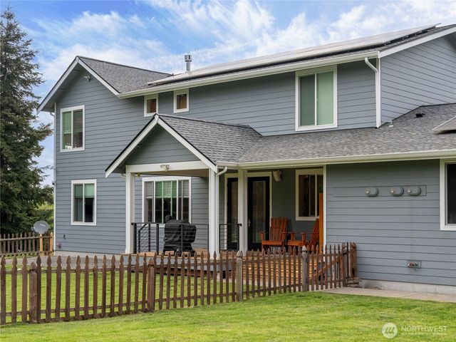 3010 342nd Street Ct S, Roy, WA 98580