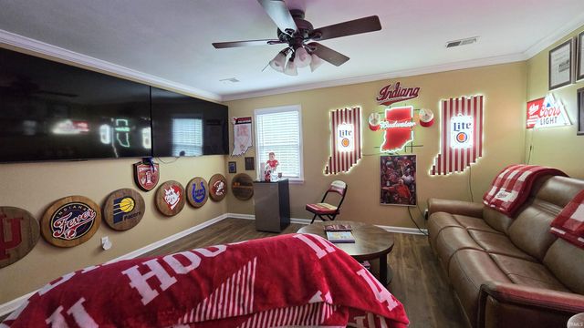 6105 E Oak Street, Evansville, IN 47715