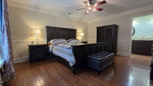 6105 E Oak Street, Evansville, IN 47715