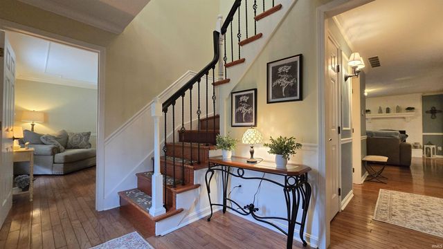 6105 E Oak Street, Evansville, IN 47715