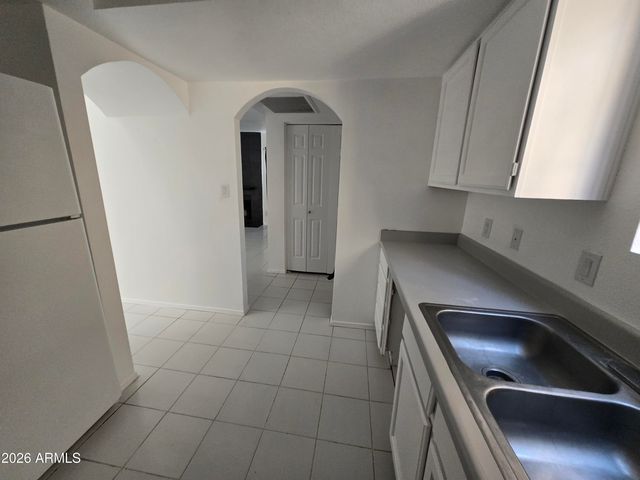 6945 E COCHISE Road 142, Paradise Valley, AZ 85253