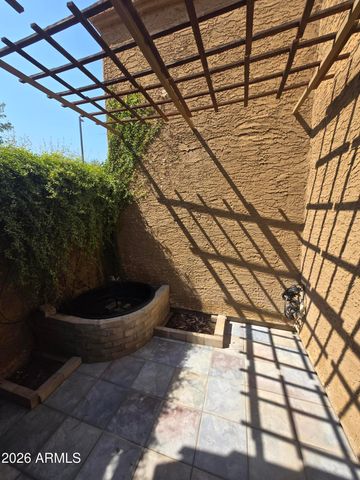 6945 E COCHISE Road 142, Paradise Valley, AZ 85253