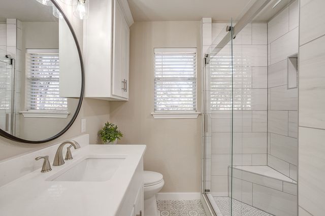 1921 Red Oak Drive, Burleson, TX 76028