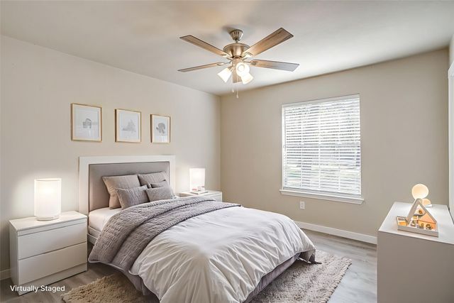 1921 Red Oak Drive, Burleson, TX 76028