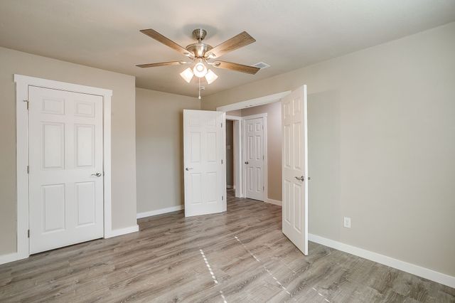 1921 Red Oak Drive, Burleson, TX 76028