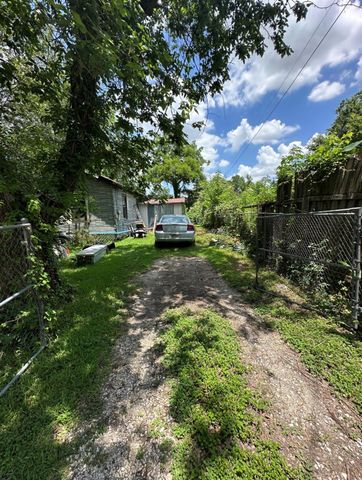 1086 Horne Street, Houston, TX 77088