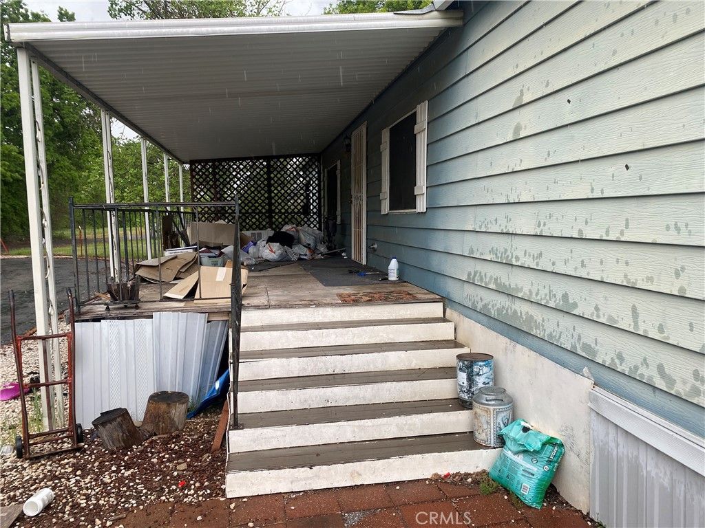 Image 5 of property listing at 11862 Old Spruce Grove, Lower Lake, CA 95457