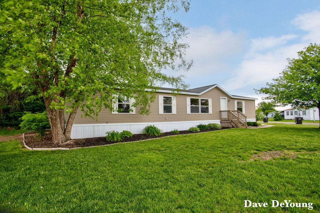 5104 Snow Mass Lane, Allendale, MI 49401