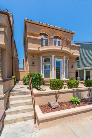 415 21st, Huntington Beach, CA 92648