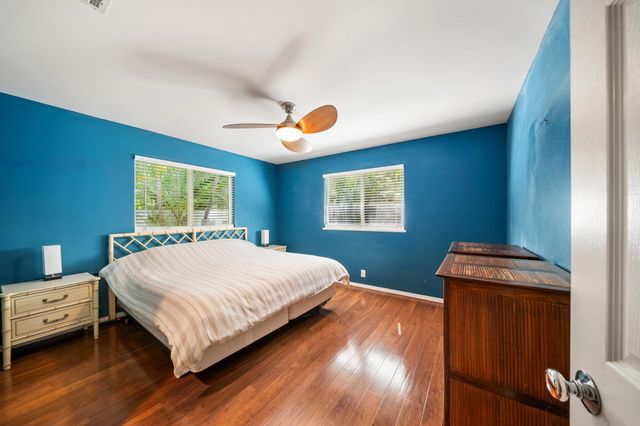 214 Kauhaa St, Kihei, HI 96753