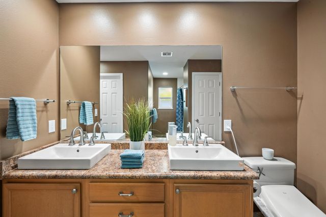 214 Kauhaa St, Kihei, HI 96753