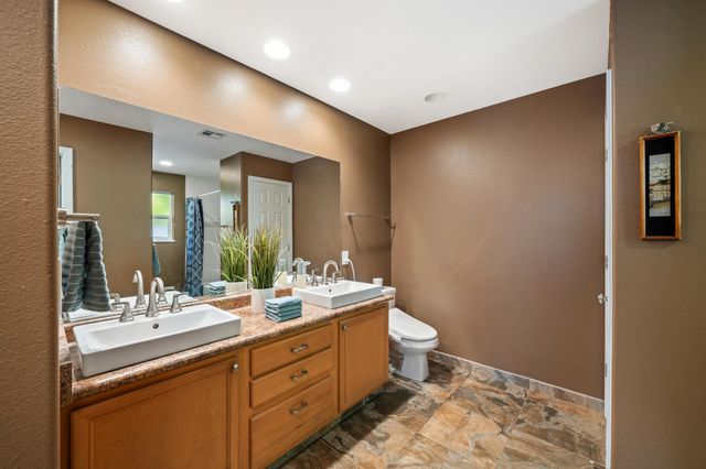 214 Kauhaa St, Kihei, HI 96753