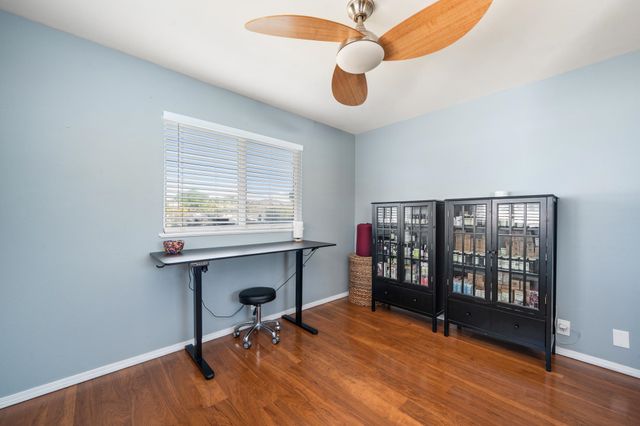 214 Kauhaa St, Kihei, HI 96753