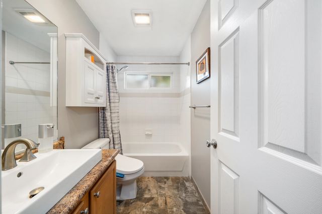 214 Kauhaa St, Kihei, HI 96753