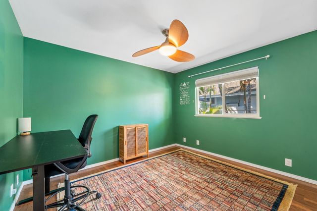 214 Kauhaa St, Kihei, HI 96753