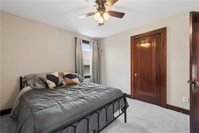 53 Calhoun Ave, Carrick, PA 15210