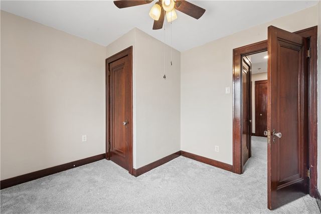 53 Calhoun Ave, Carrick, PA 15210