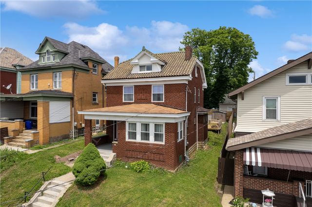 53 Calhoun Ave, Carrick, PA 15210