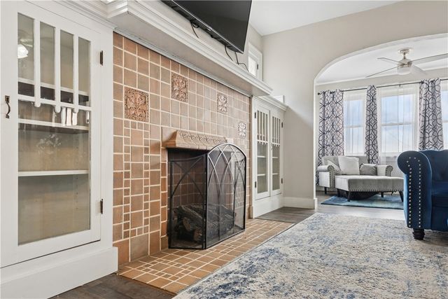 53 Calhoun Ave, Carrick, PA 15210