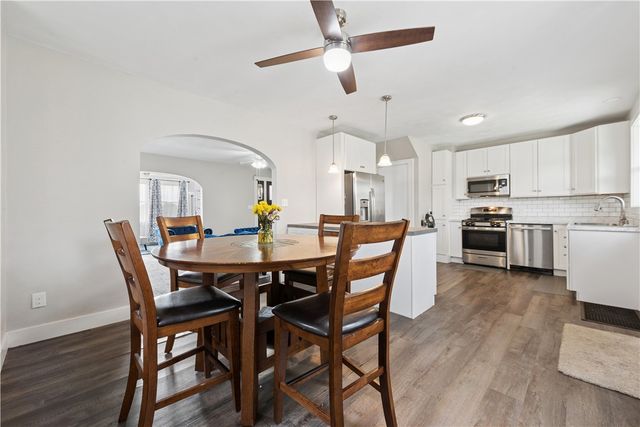 53 Calhoun Ave, Carrick, PA 15210