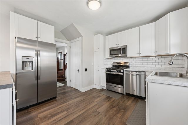 53 Calhoun Ave, Carrick, PA 15210