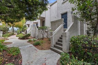 8482 Via Sonoma 18, La Jolla, CA 92037