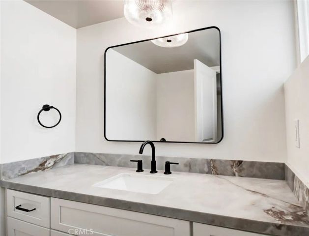 451 Bolero, Newport Beach, CA 92663