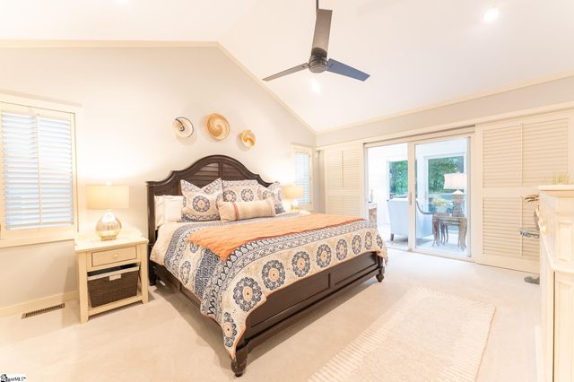 122 Paradise Circle, Townville, SC 29689