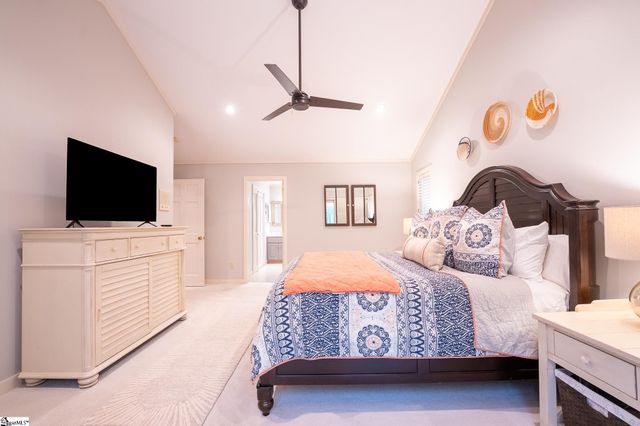122 Paradise Circle, Townville, SC 29689