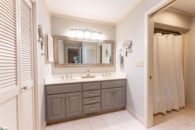122 Paradise Circle, Townville, SC 29689
