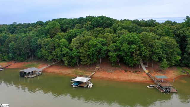 122 Paradise Circle, Townville, SC 29689