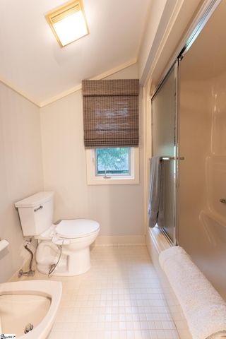 122 Paradise Circle, Townville, SC 29689