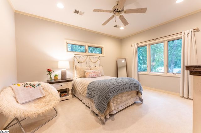 122 Paradise Circle, Townville, SC 29689