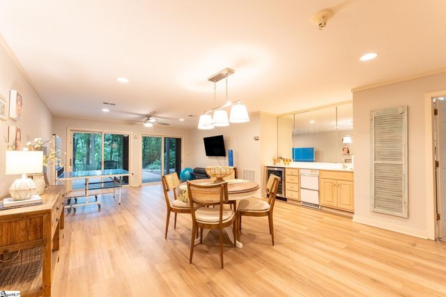 122 Paradise Circle, Townville, SC 29689